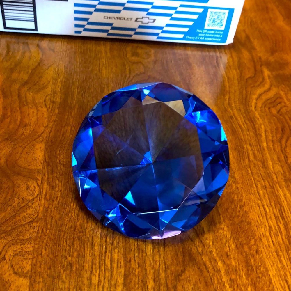 5.5” Beautiful Blue Crystal